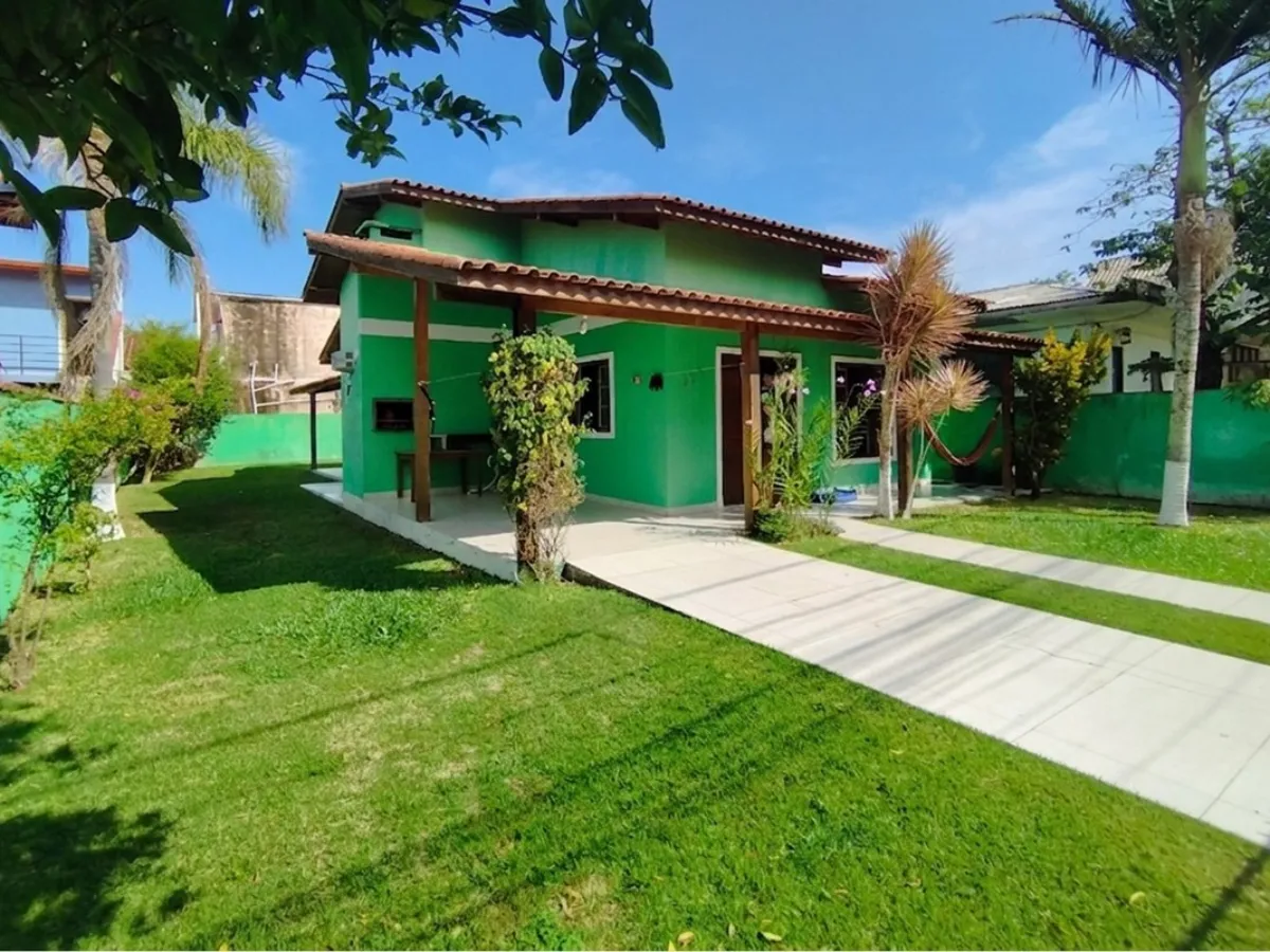 Casa 3 Quartos com Amplo Quintal à Venda em Ingleses, Florianópolis — Ingleses