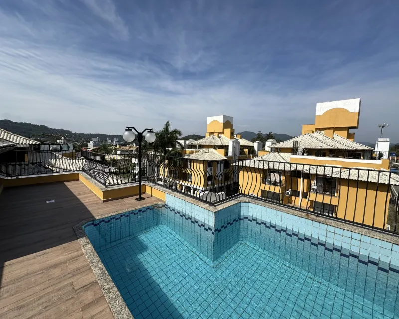 Penthouse de 3 dormitorios con piscina privada — Cachoeira, Florianópolis — Cachoeira do Bom Jesus
