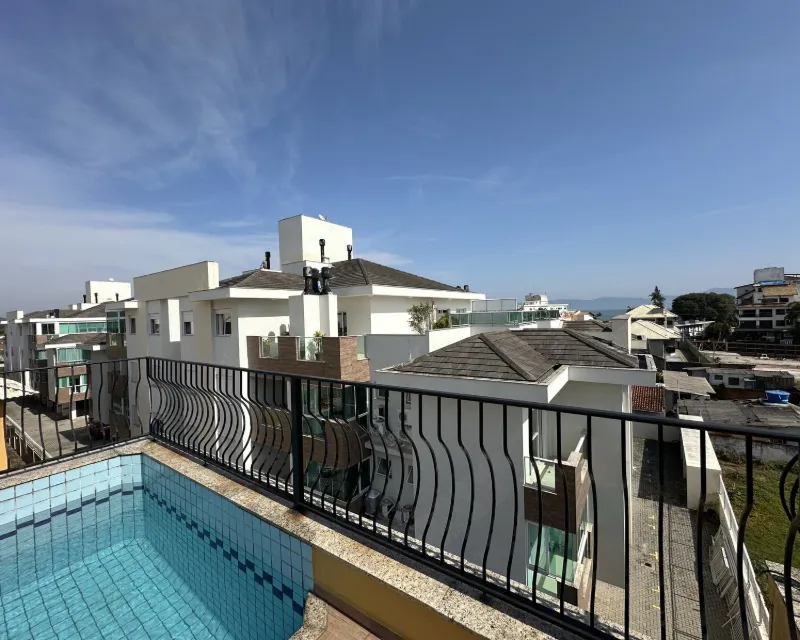 Penthouse de 3 dormitorios con piscina privada — Cachoeira, Florianópolis — Cachoeira do Bom Jesus