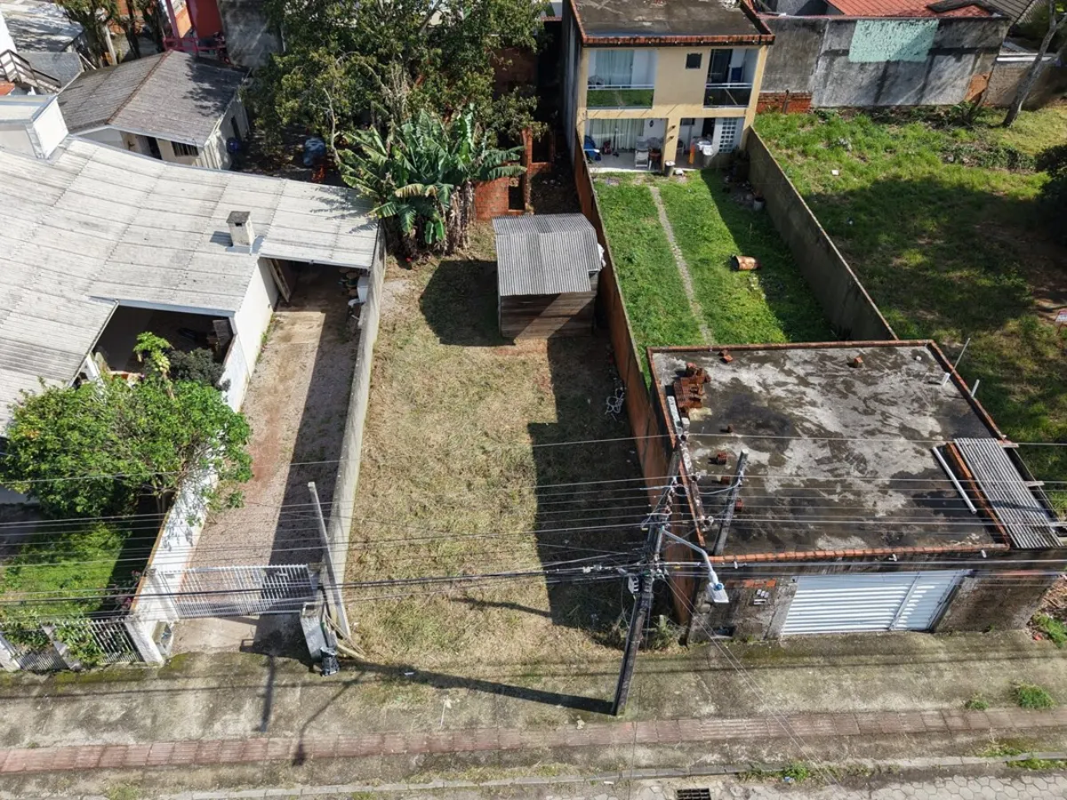 Участок 234 м² на продажу в Morro das Pedras, Florianópolis — Campeche