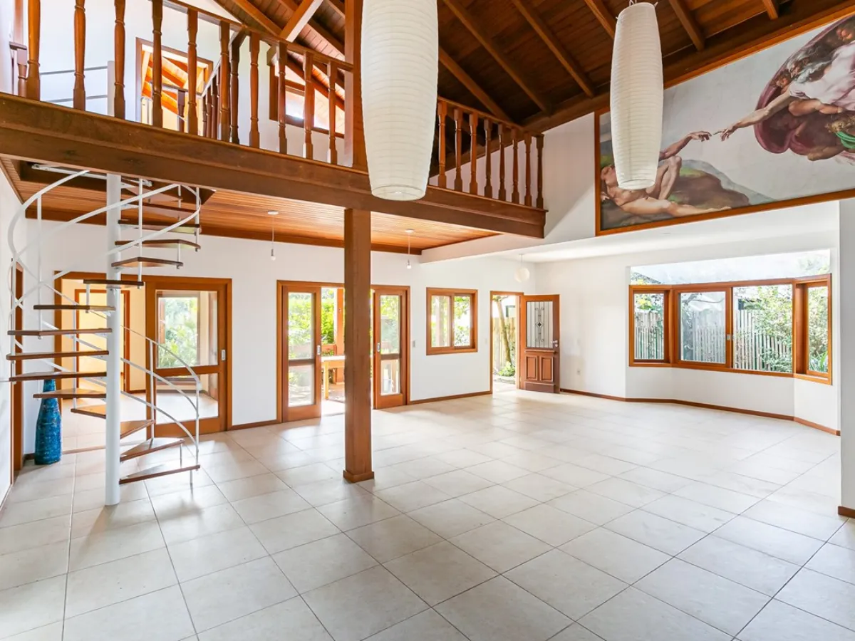 Casa 5 Suítes, 320 m² em Lote de 800 m² — Rio Tavares, Florianópolis — Rio Tavares