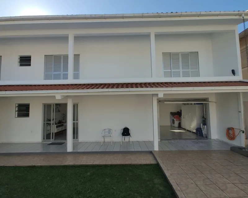 Casa 3 Quartos com Piscina à Venda em Ingleses, Florianópolis — Ingleses