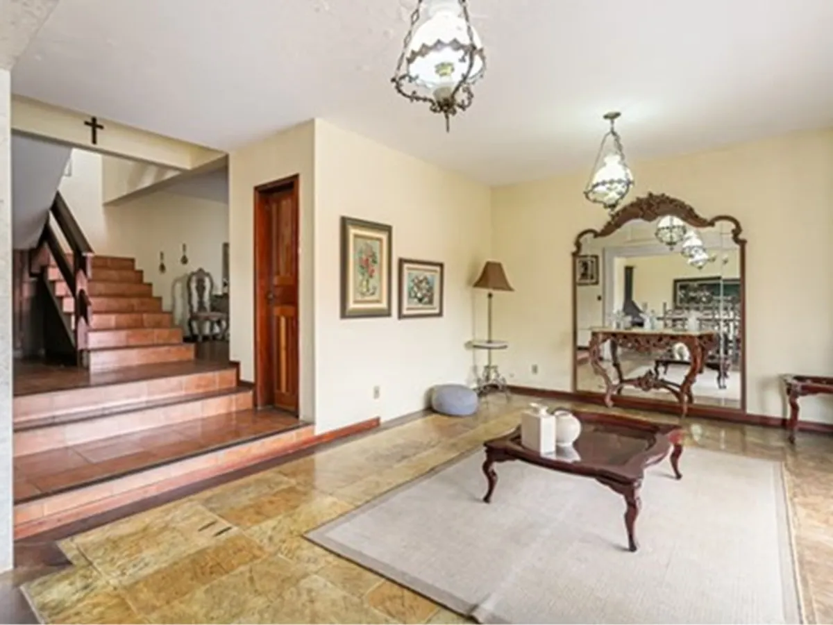 5-Bedroom House with Sea View for Sale in Itaguaçu, Florianópolis — Itaguaçu