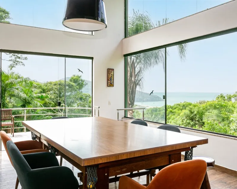 Casa 4 Quartos com Vista para o Mar e Piscina — Pântano do Sul, Florianópolis — Pântano do Sul