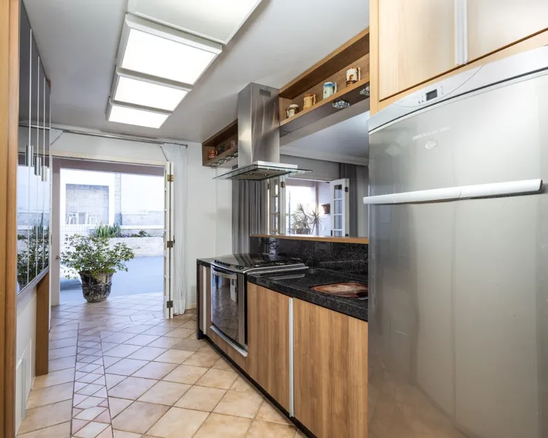 Дом 4 спальни на продажу — João Paulo, Florianópolis, 596 м² — João Paulo