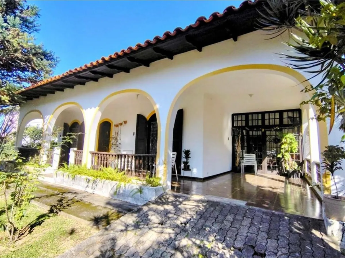 Casa 3 Dormitorios en Venta en Ingleses, Florianópolis — Lote 1.400 m² — Ingleses