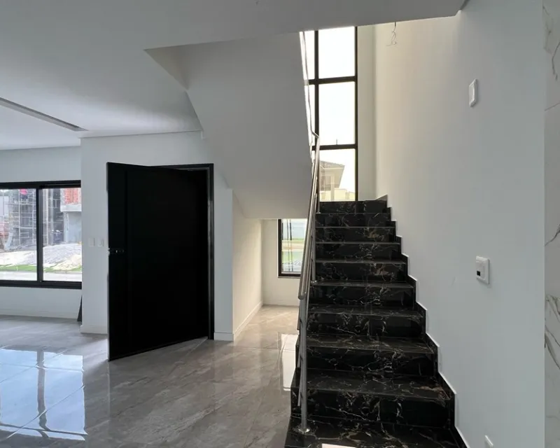 Casa 4 Dormitorios en Venta en Ingleses, Florianópolis — 400 m² — Ingleses
