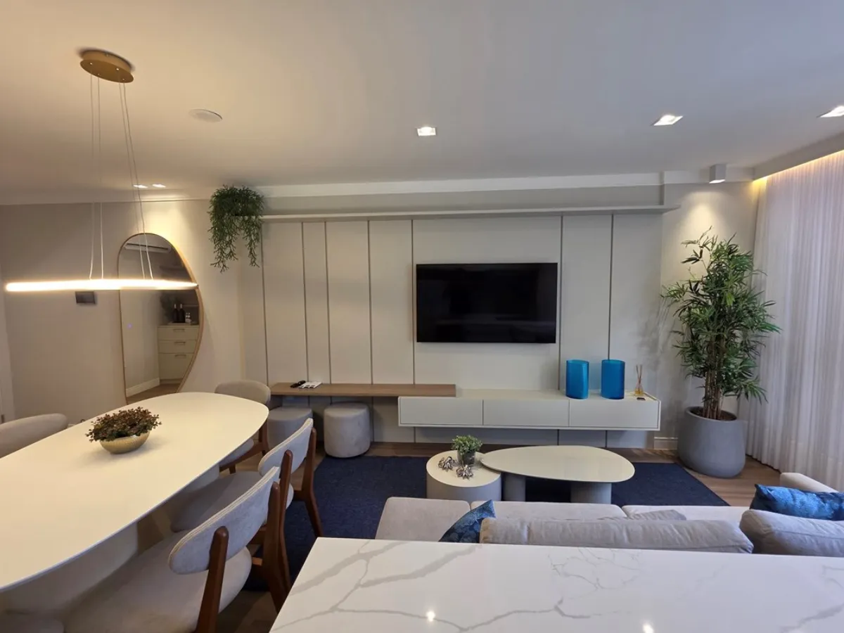Apartamento 2 Suítes à Venda em Ingleses, Florianópolis — Gaivotas Golden — Ingleses