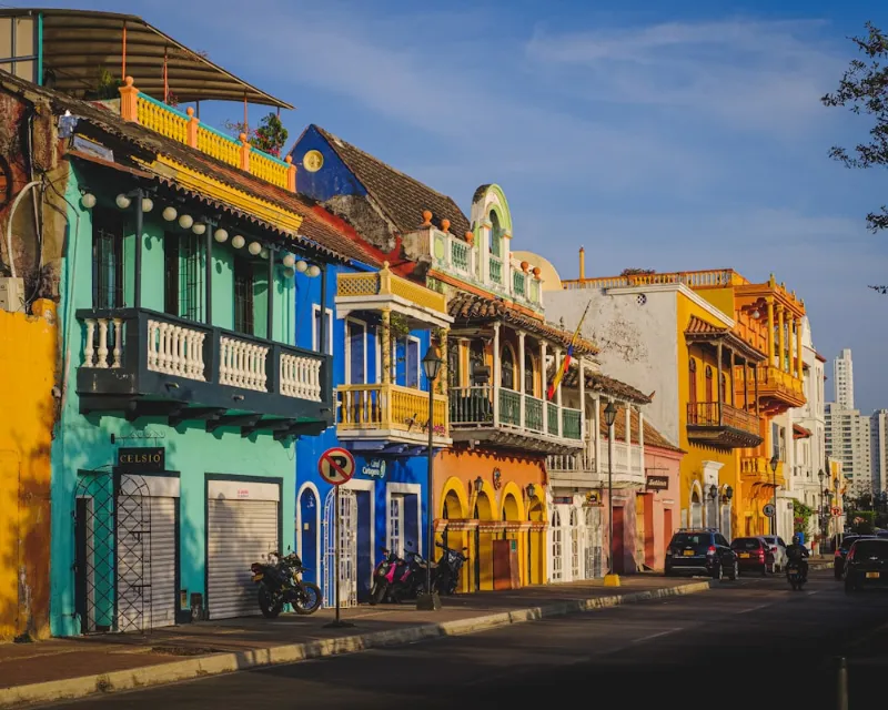 Florianópolis vs Lisbon, Miami and Punta del Este: where the beach buyer's dollar goes furthest