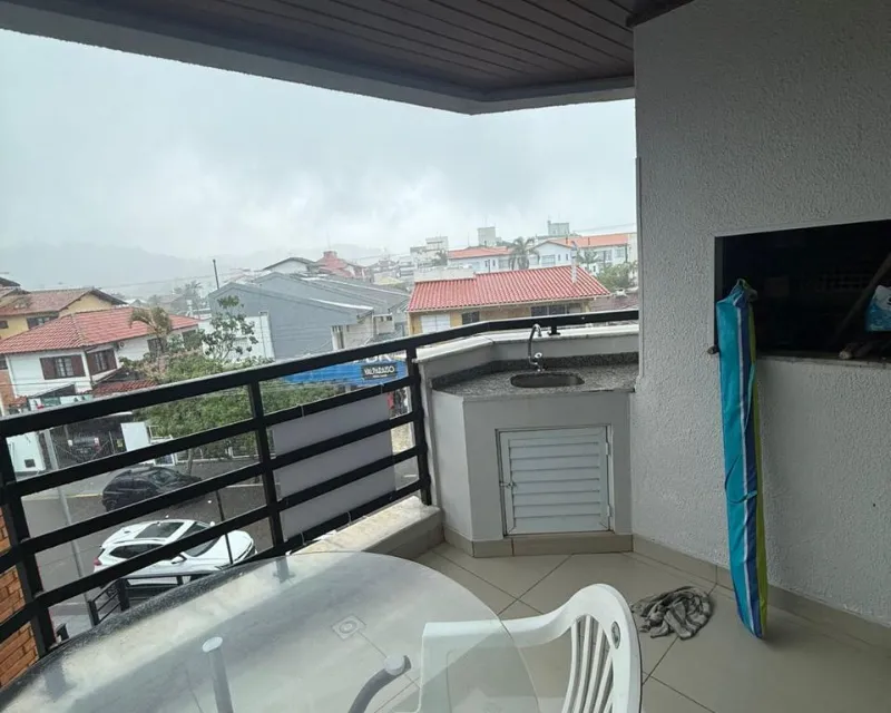Apartamento a 100 m del Mar — Centrinho de Canasvieiras — Canasvieiras