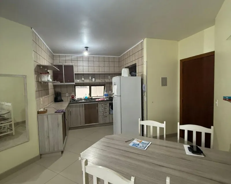 Apartamento a 100 m del Mar — Centrinho de Canasvieiras — Canasvieiras