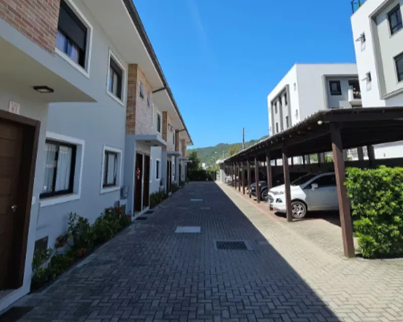 Casa 2 Suites en Venta en Cachoeira do Bom Jesus, Florianópolis — Cachoeira do Bom Jesus